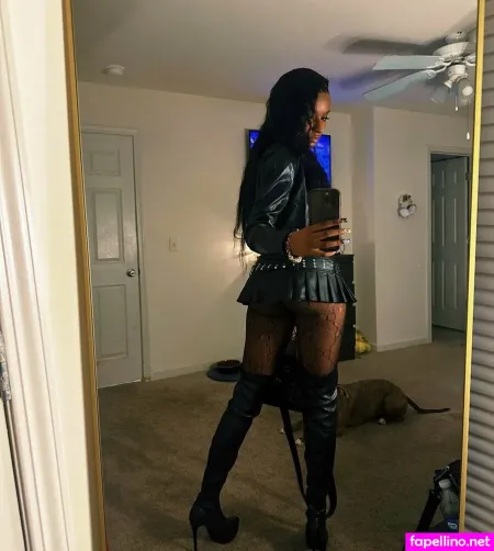 Lauryntierre OnlyFans Thumbnail #txSow2q40L