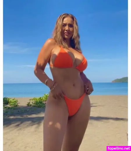 Lauryvict OnlyFans Thumbnail #YM1qeMcFx3