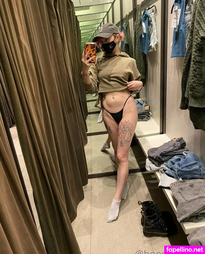lav3ndersmok3, lavenderandmac Nude Leaked OnlyFans Photo #XLLz0vOJqP