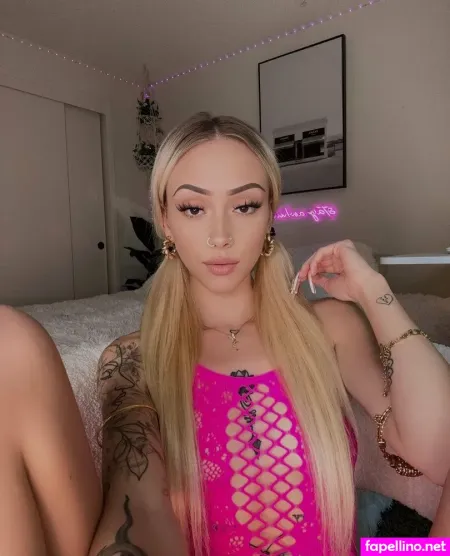 Laveenalove OnlyFans Thumbnail #JREBGPHnxu