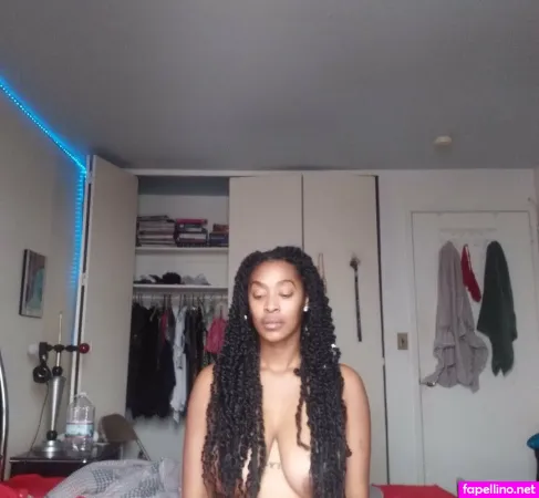 Lavendamonroe OnlyFans Thumbnail #SwVL0ya5Ww