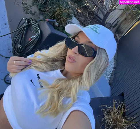 Lavender Baj OnlyFans Thumbnail #8Qy9NfLmuC