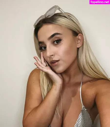 Lavender Baj OnlyFans Thumbnail #C7JXS7wqaU