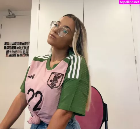 Lavender Baj OnlyFans Thumbnail #MDhc4CnC1M