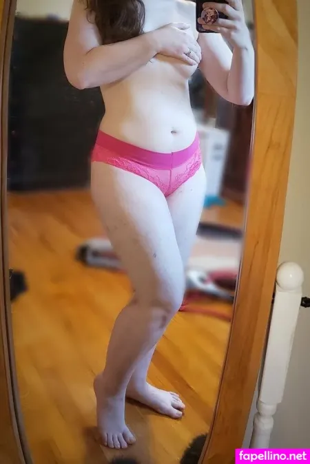 Lavender Cat OnlyFans Thumbnail #772SbYCJuQ