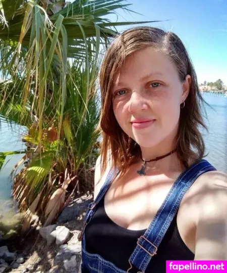 Lavender Joy OnlyFans Thumbnail #2Mo7e9shb1