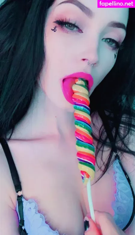 Lavennder Lilly OnlyFans Thumbnail #RSgN1UFEAJ