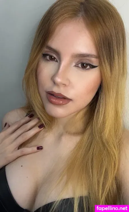 Lavifiorio OnlyFans Thumbnail #JIoOA9c5xi