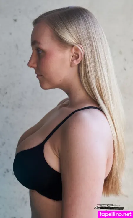Lavinia Kuschnereit OnlyFans Thumbnail #3ibeSf6bO4