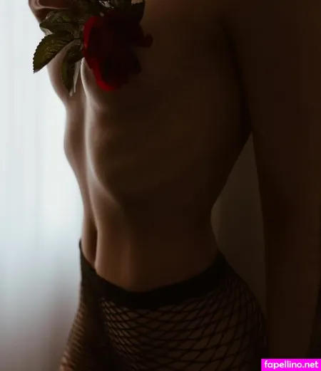 Lavinia Raizer Laahraizer OnlyFans Thumbnail #TDIxKQ2SC2