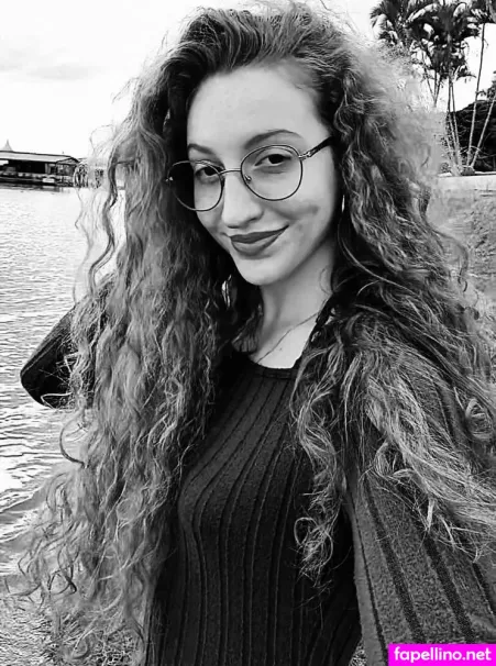 Lavinia Tiburski 1 OnlyFans Thumbnail #4hNkMWSwBB