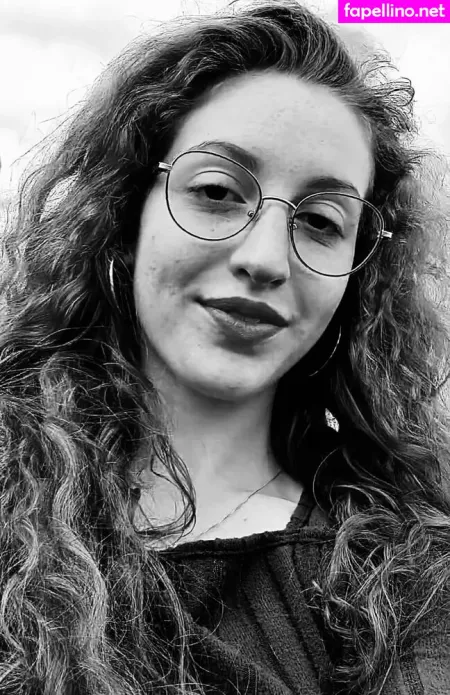 Lavinia Tiburski 1 OnlyFans Thumbnail #HPBGpYBrKC