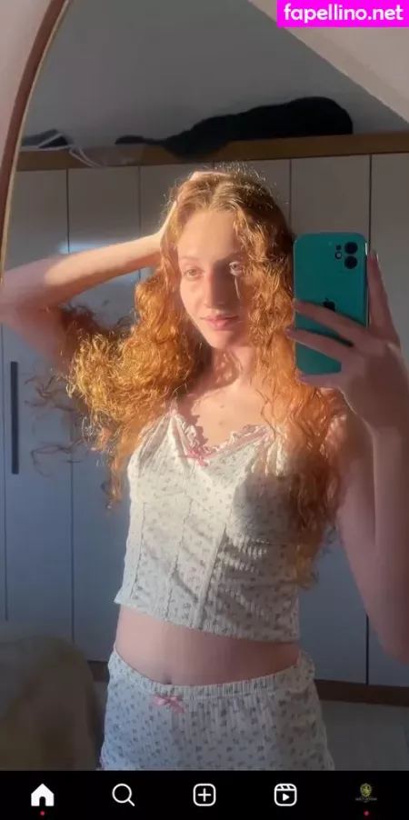 Lavinia Tiburski 1 OnlyFans Thumbnail #n9PicdMP4i
