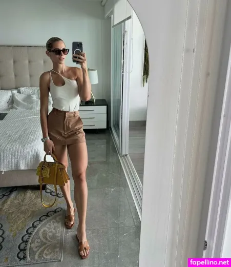 Lavinia Valbonesi OnlyFans Thumbnail #vMcFnw20b8