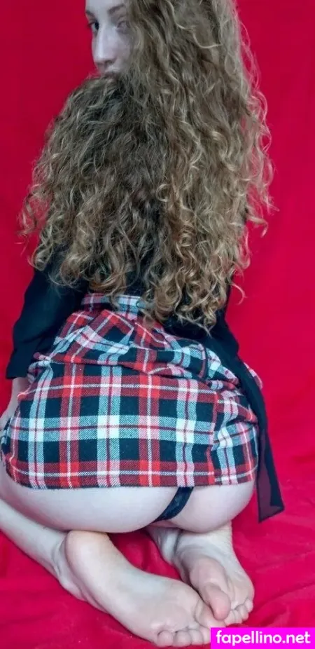 Laviniatiburski OnlyFans Thumbnail #ciaIz5gwdf