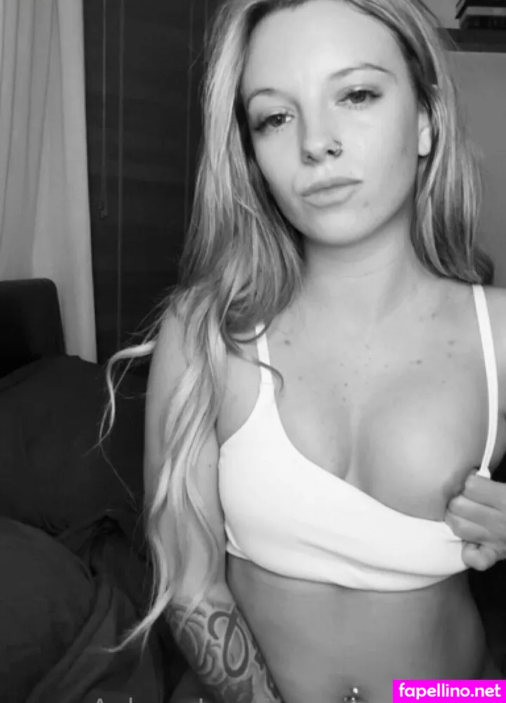 layaubreyfans Nude Leaked OnlyFans Photo #RSHuIDWNDV