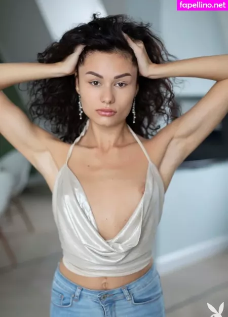 Layla Balan OnlyFans Thumbnail #VKf2jc1eJv