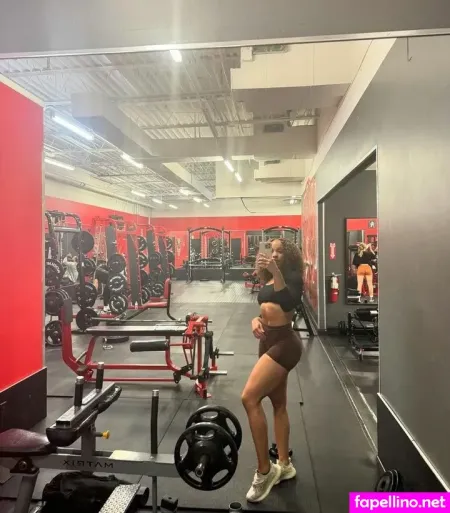 Layla Diggs OnlyFans Thumbnail #HRHIM10uud