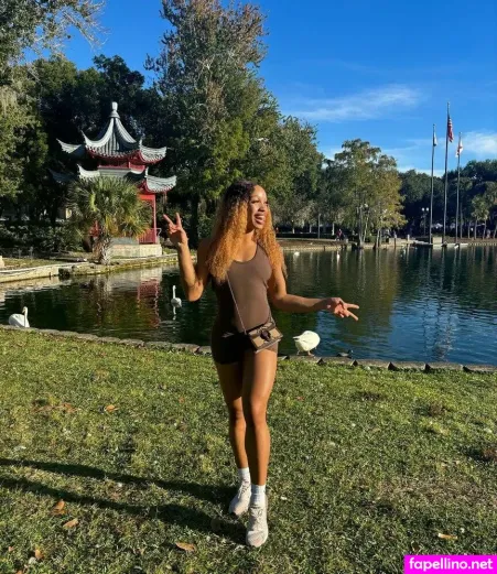 Layla Diggs OnlyFans Thumbnail #nctLhmEWKG