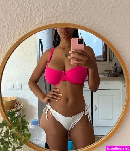 Layla Laila Darboe OnlyFans Thumbnail #WNf79qWgNH