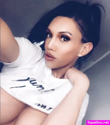 Layla Legendz OnlyFans Thumbnail #dKD12w5Kp4