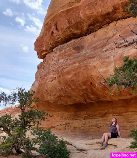 Layla Mitchell OnlyFans Thumbnail #HtA1CYLFM2