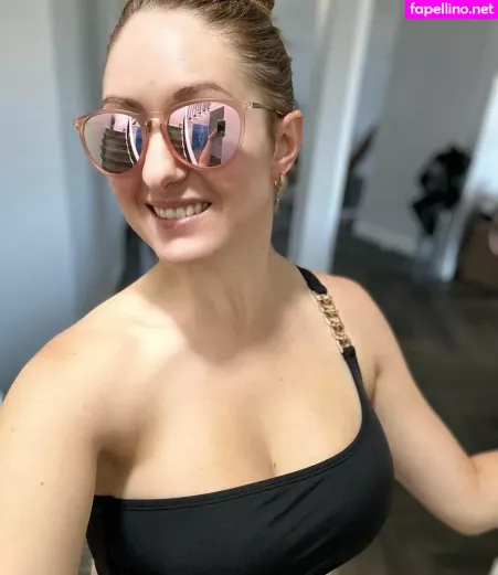 Layla Quinn OnlyFans Thumbnail #OFXm0COd0J