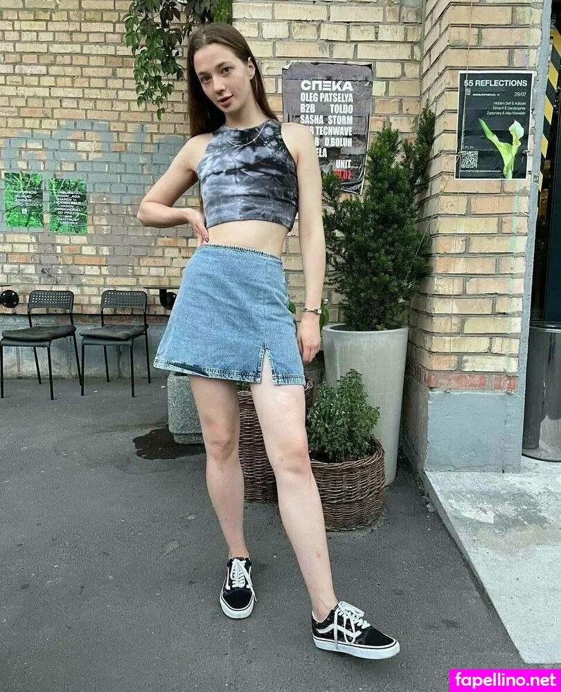 comon_22, layla_role Nude Leaked OnlyFans Photo #pY1JdN6eDA