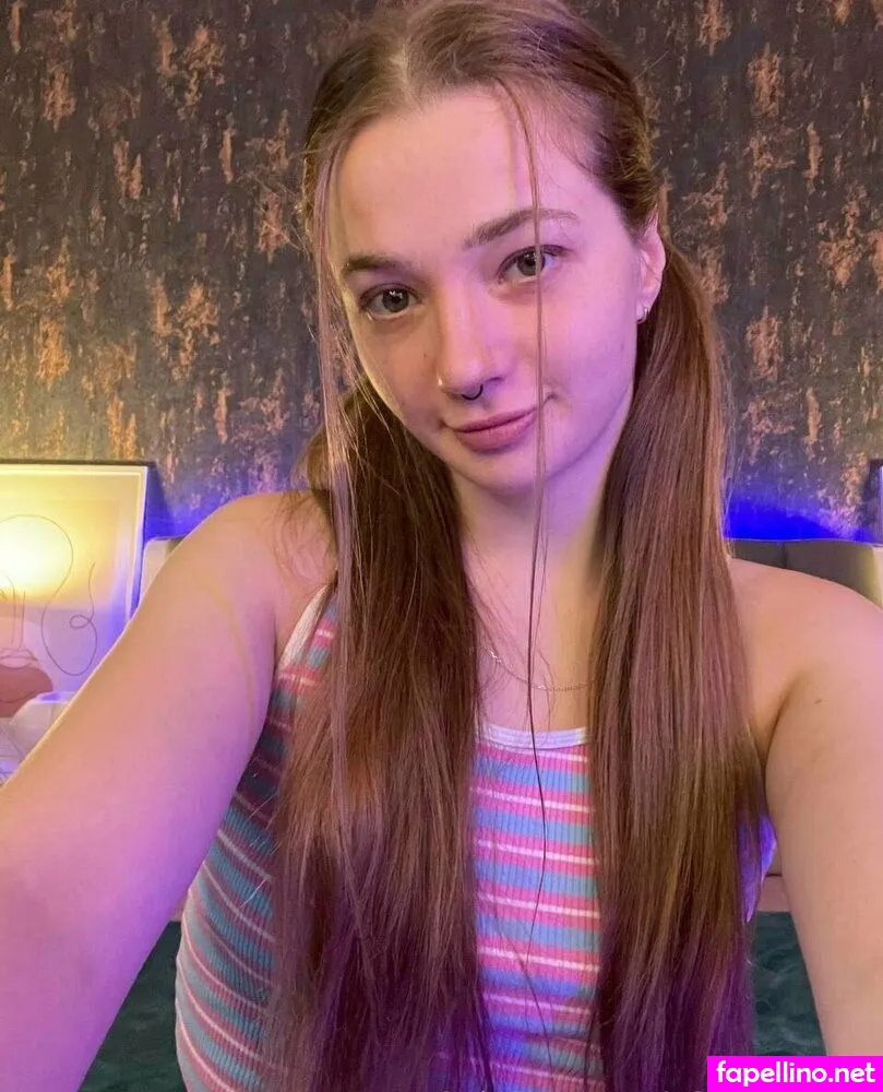 comon_22, layla_role Nude Leaked OnlyFans Photo #qSgUSweoRd