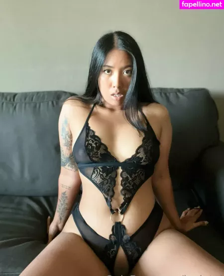 Layla Tai OnlyFans Thumbnail #NhA7zpe3PM