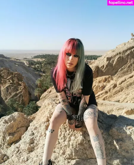 Laylaemogoth photo
