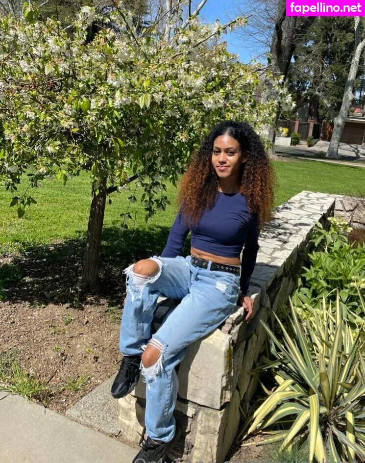 lailathebrat, laylaybrat Nude Leaked OnlyFans Photo #s8xLa5hJT2