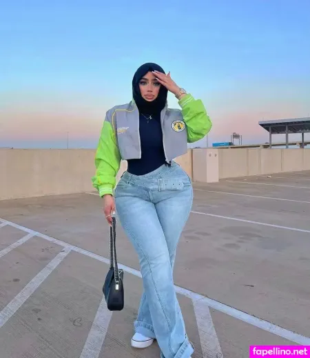 Layloolaaaaaa OnlyFans Thumbnail #Wujre7Rf5L