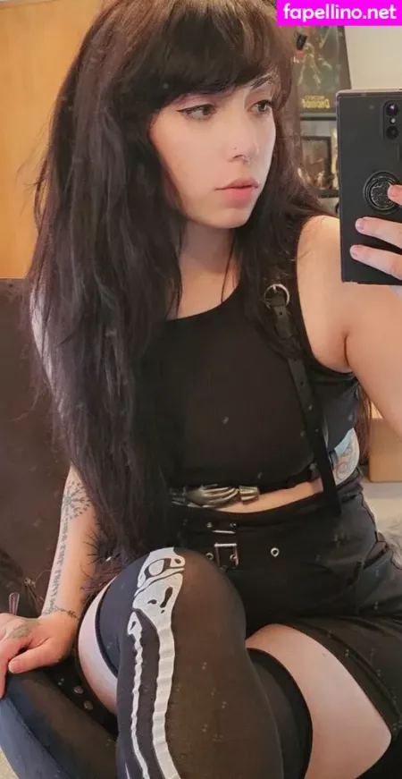 Layna Lazar OnlyFans Thumbnail #zEIFUHQ850