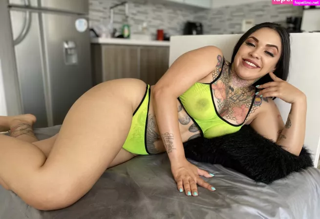 Laynakiss OnlyFans Thumbnail #F8MY5HRvqr