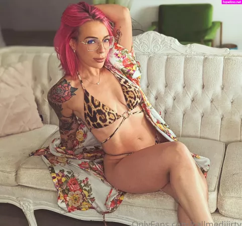 Layrose1 OnlyFans Thumbnail #iPjFBXpt8v