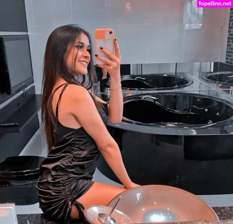 Laysa Gardini OnlyFans Thumbnail #FFYkWzz0Gn