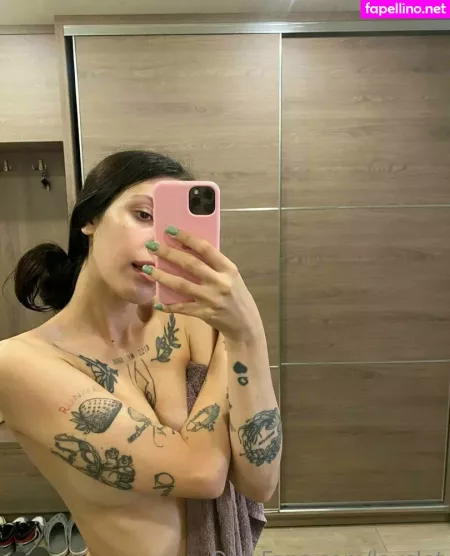 Layslet OnlyFans Thumbnail #01uwg9sRYC