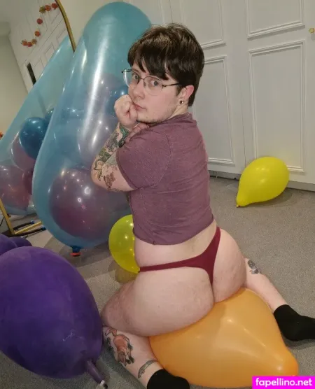 Laysloons OnlyFans Thumbnail #AV1CwGSLTN