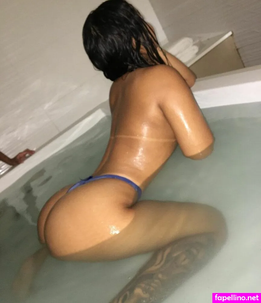 laysousa.ofc Nude Leaked OnlyFans Photo #HsAvIn8PJ5