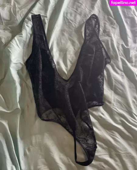 Layton Benton OnlyFans Thumbnail #1Uo9vky3f1