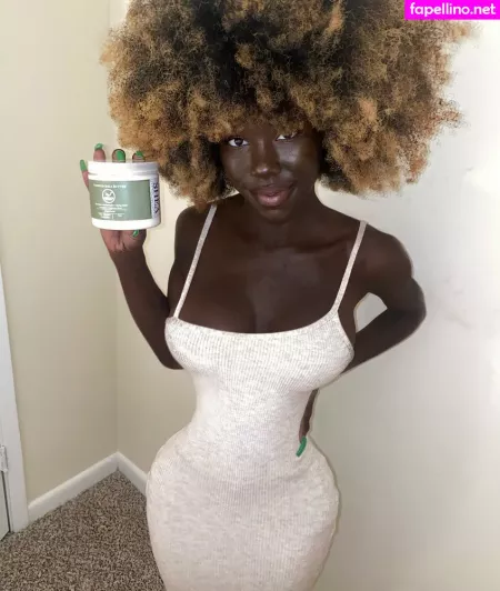 Lazelle Doll OnlyFans Thumbnail #LCNExX8bNM