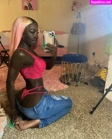 Lazelle Doll OnlyFans Thumbnail #gQOjTipboB