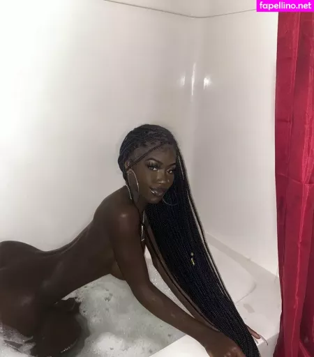 Lazelle Doll OnlyFans Thumbnail #udRSLgnO3g