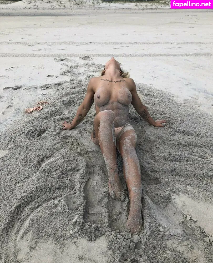 La_ren_88, Lauren Pockevich, la_ren.official_88, lcpeachez88 Nude Leaked OnlyFans Photo #SDlG8IPoNv