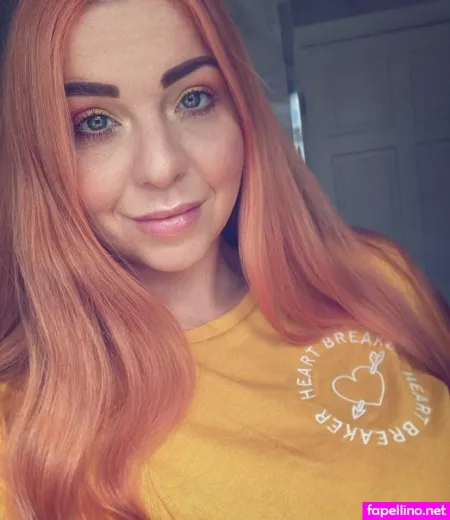 Le Curvy Kitten OnlyFans Thumbnail #rCkEtFTtTr