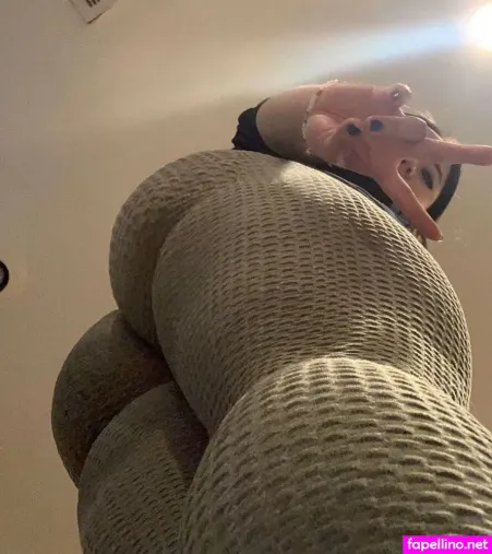 Le3nabae OnlyFans Thumbnail #wZL5S2wKit