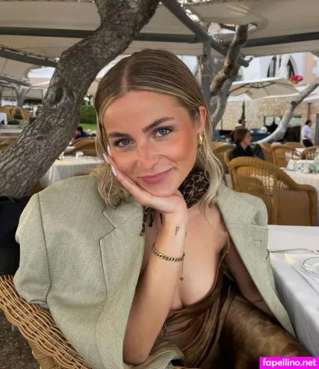 Lea Breuer OnlyFans Thumbnail #2ys4GFe0Jv