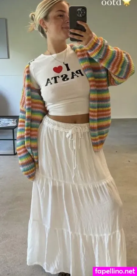 Lea Breuer Main Profile Photo