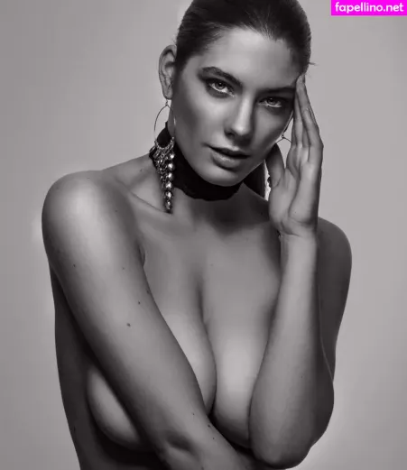 Lea Chlo OnlyFans Thumbnail #9JVQ2bXyBq